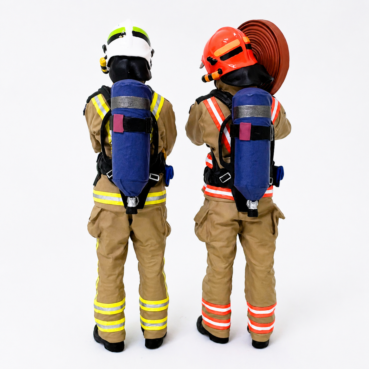 1:18 Fire and Rescue Specialist Figurine Set