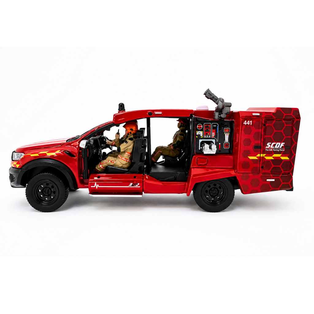 1:64 SCDF 6th Generation Light Fire Attack Vehicle (with Figurines and Red Rhino Robot)